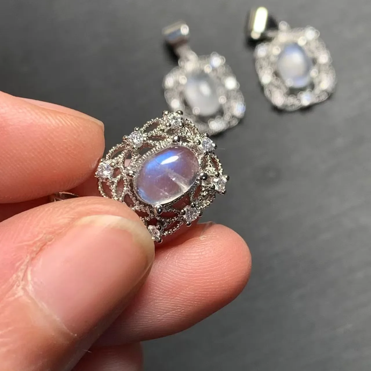 Natural Moonstone Pendant Necklace Fine Jewelry Handmade Stones Wholesale Healing Energy Gift Lucky Jewelry