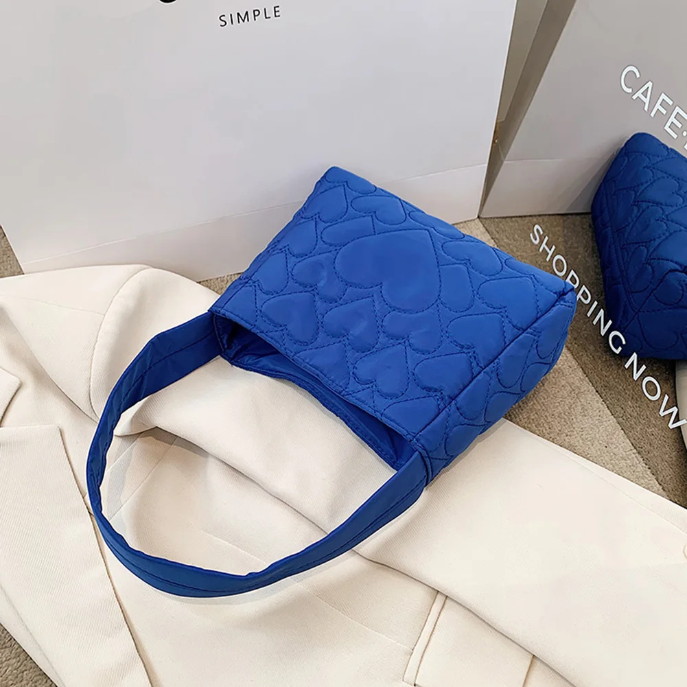 Women Love Heart Shoulder Bag Fashion Heart Quilted Handbag Casual Versatile Large Capacity Ladies Girls Trendy Bag
