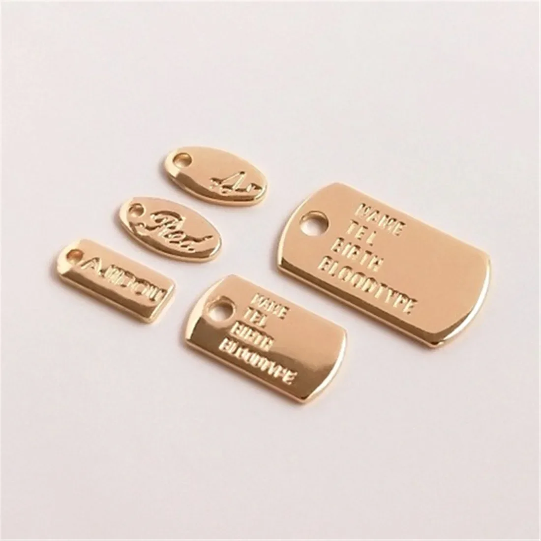 

14K Gold Engraved Letter Label Small Hang Tag Rectangular Oval Small Pendant DIY Bracelet Jewelry Pendant D080