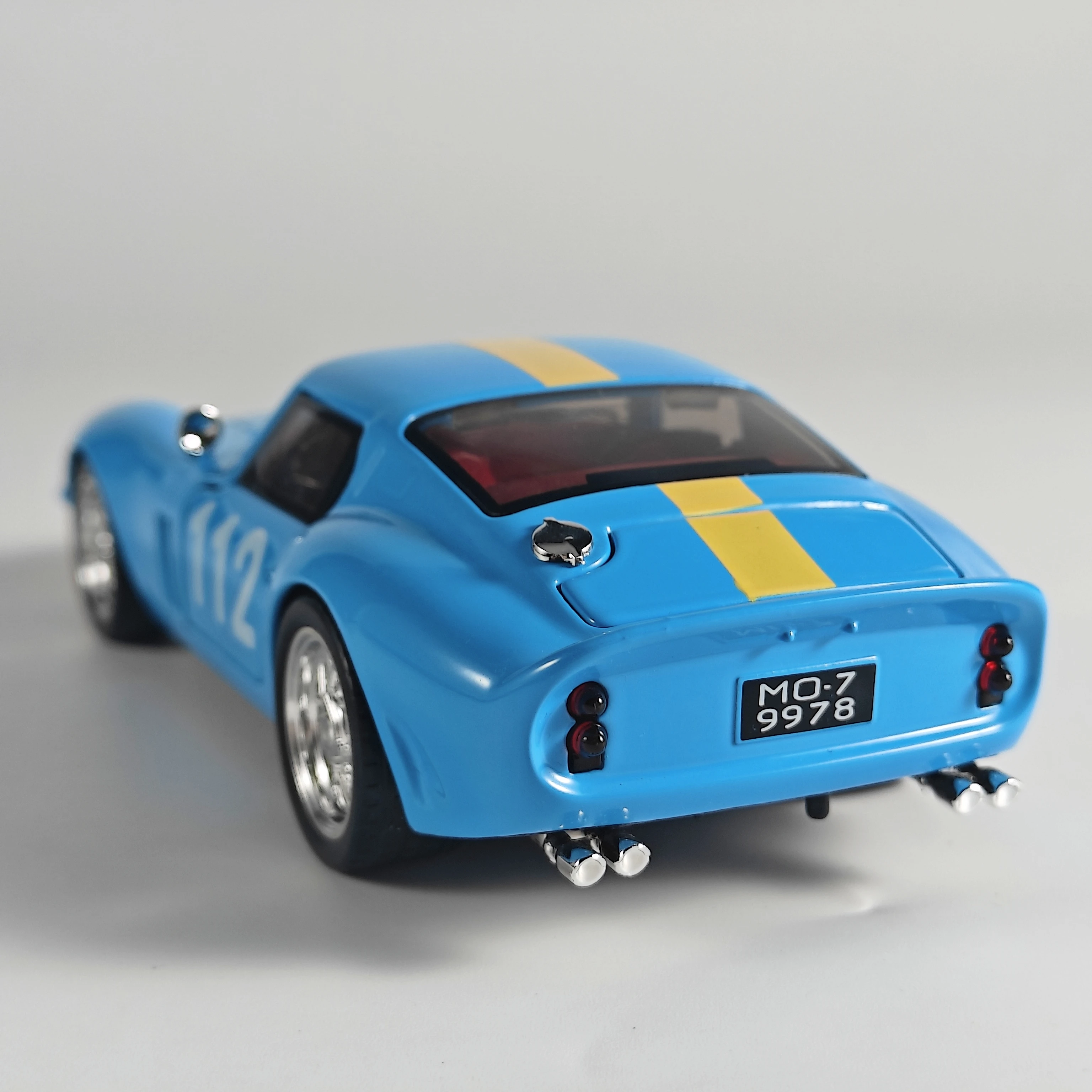 Classic 1:32 Diecast Alloy Sports Car with Sound and Light - Trendy Collectible Toy & Gift