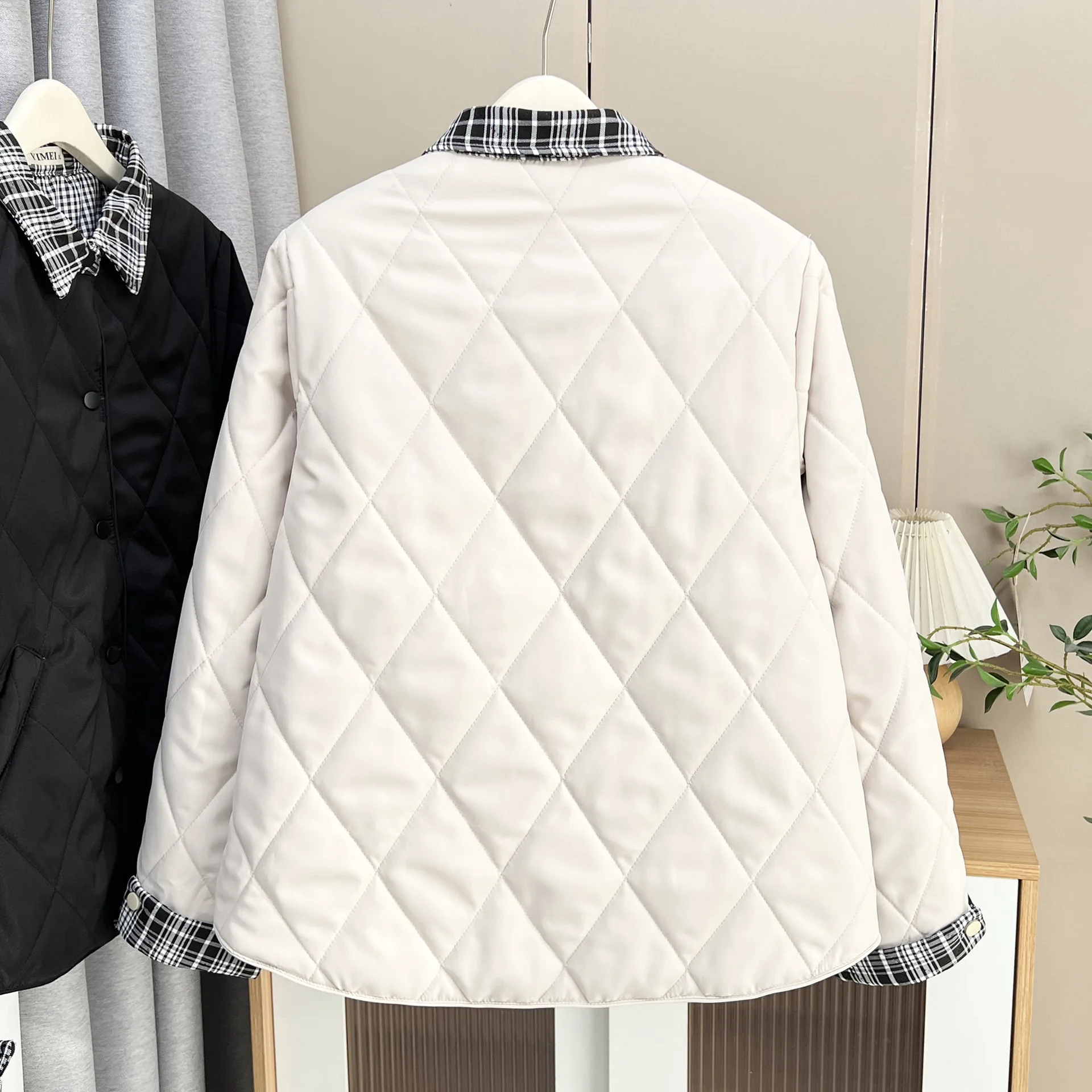 XXXXL Fashion Plus Size Women's Parkas 2025 Autumn And Winter New Style Plaid Lapel Padded Jacket Warm Coats 072