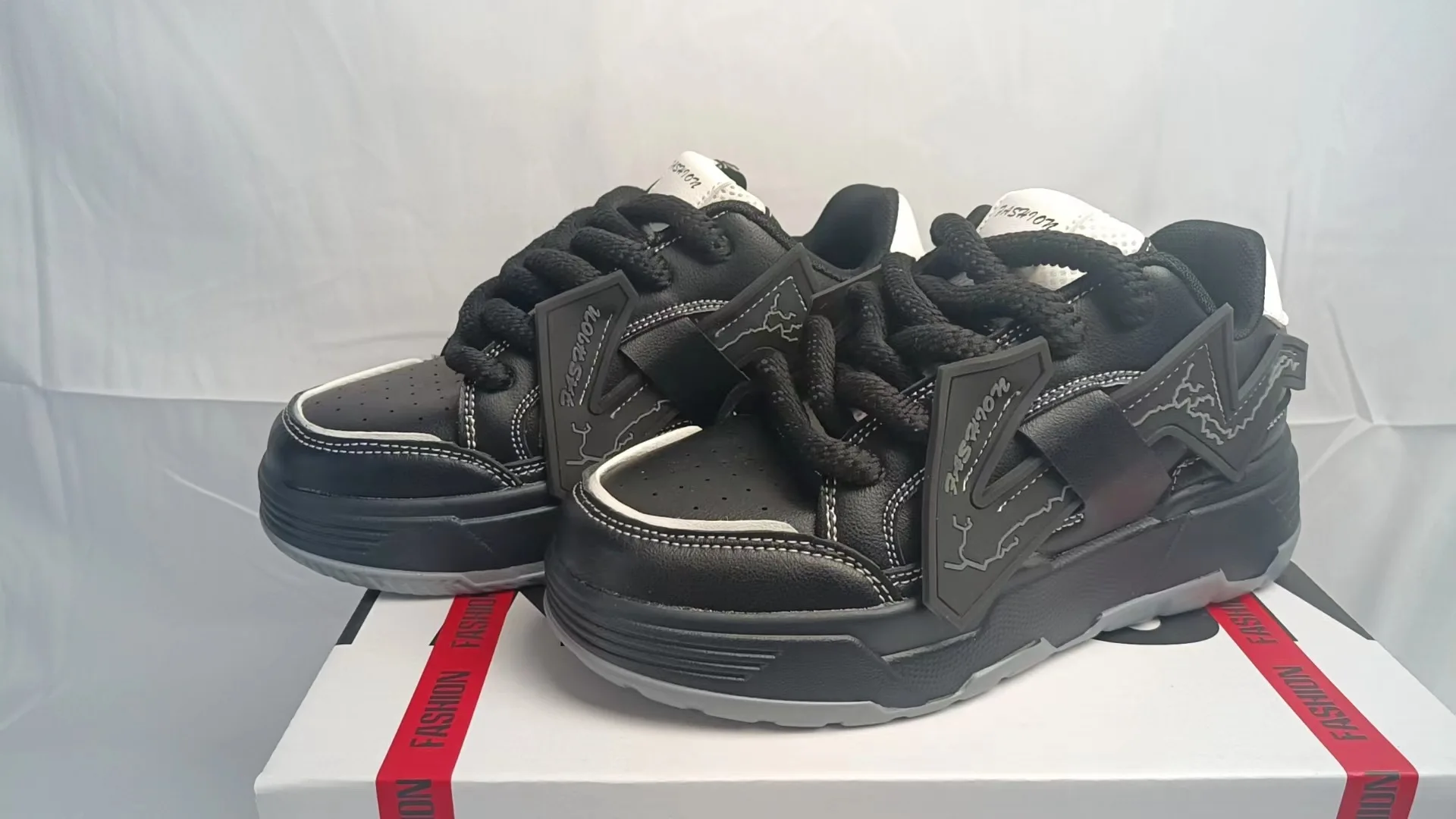 New Women And Men Shoes Fashion Breathable Leisure Sports Sneakers Size 36-44