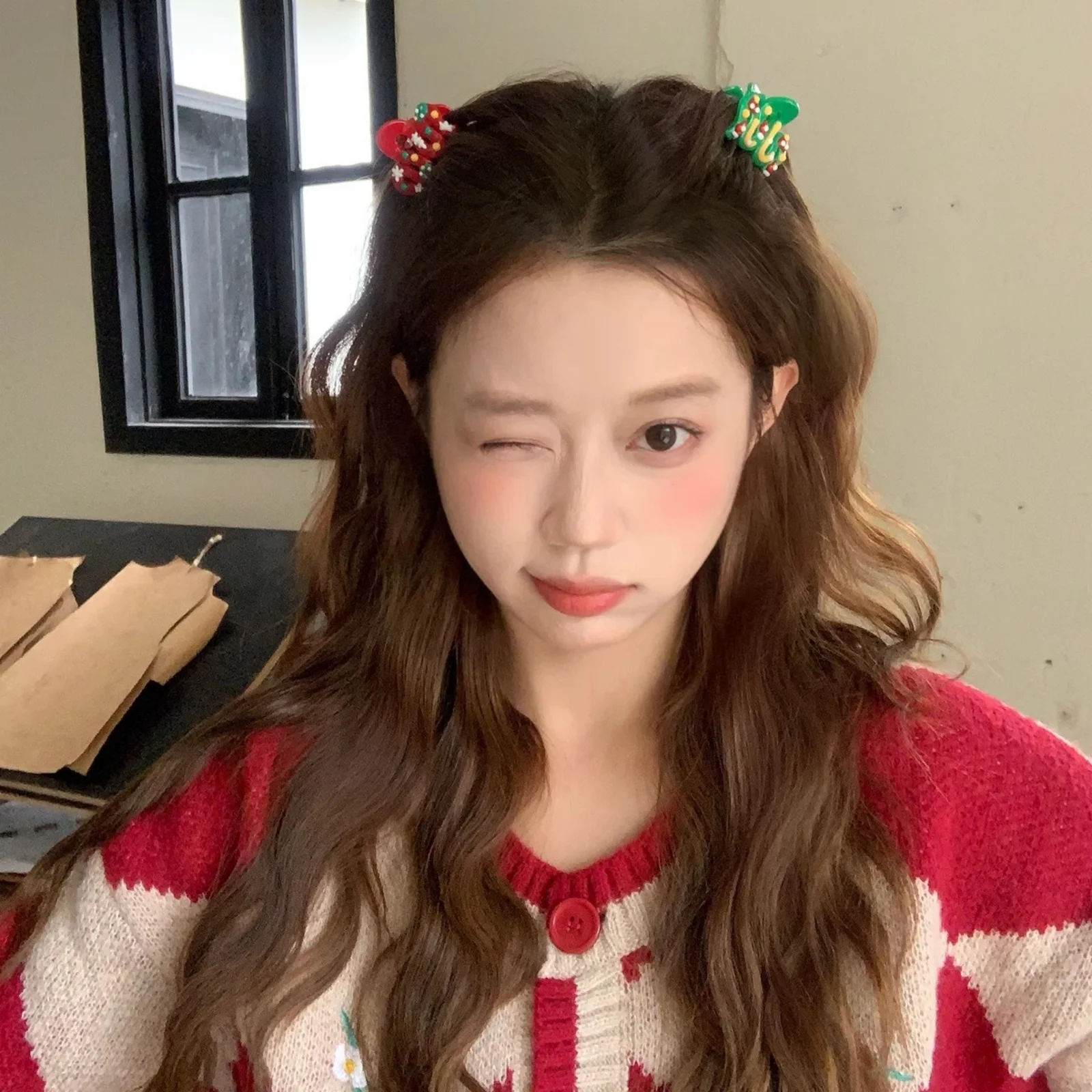 1/4pcs Christmas - Themed Hair Claw Clip Set: Festive Elegance for Your Locks!  Festive & Stylish!