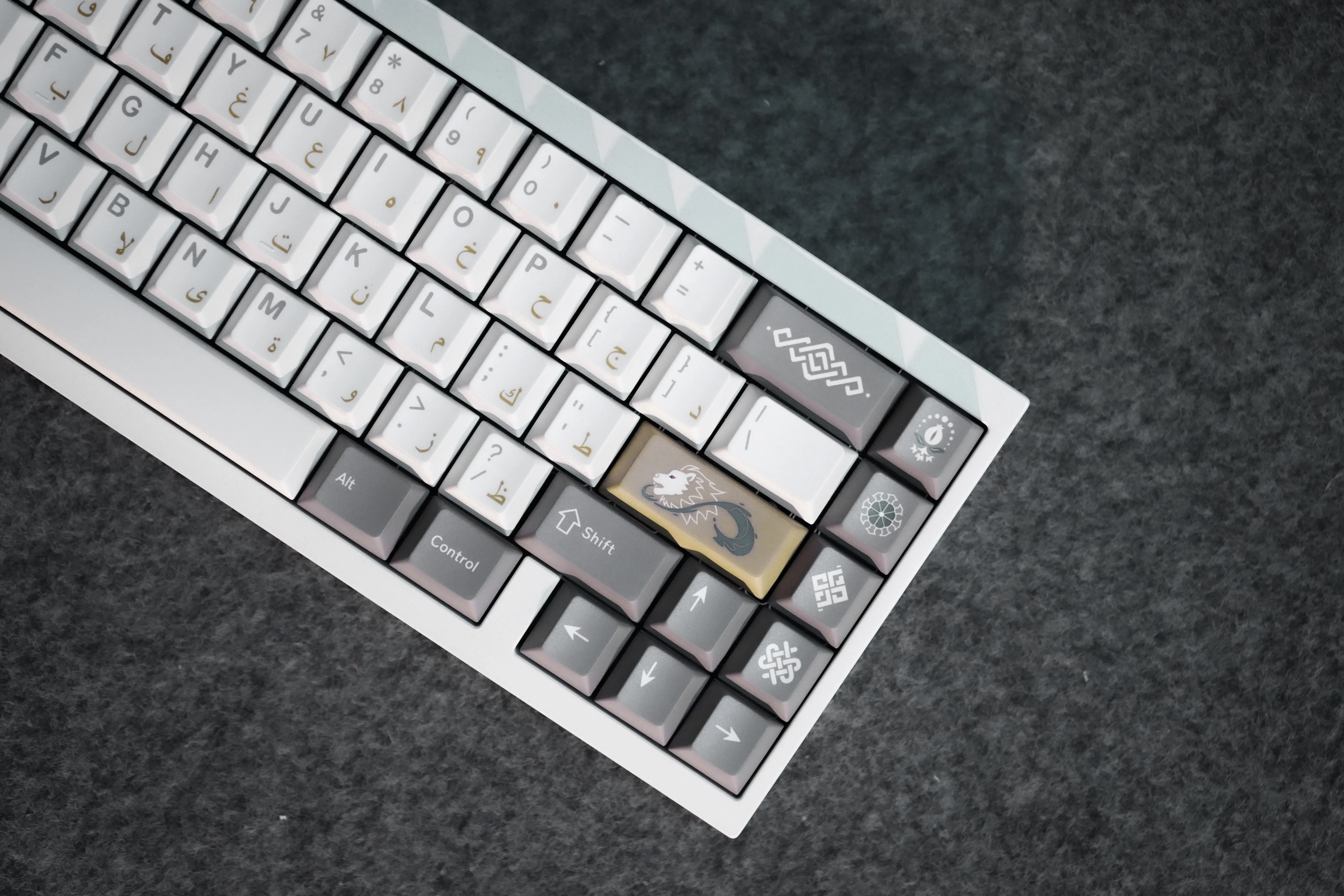 GMK Alhambra Tema Keycap Set, PBT Custom