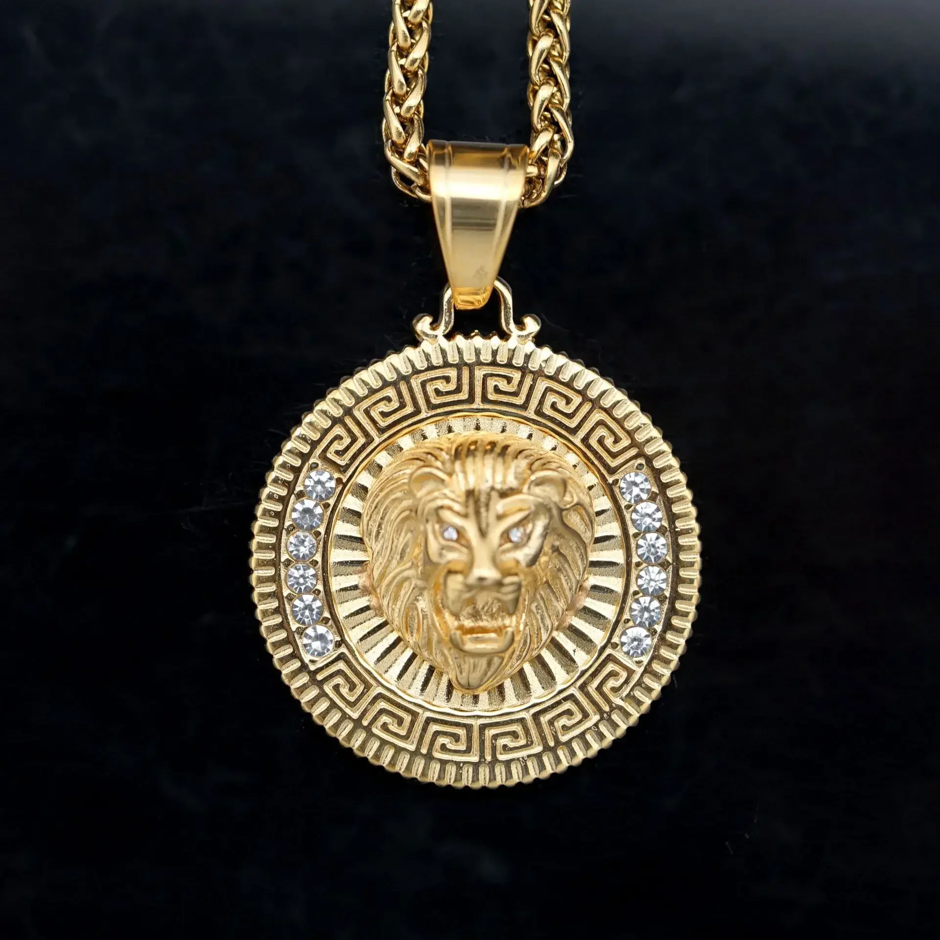Hip hop New Men's Lion King Tag Personalized Men's Jewelry 316L Stainless Steel with rhinestone Necklace pendant Jewelry pendant necklace silver necklace silver pendant silver necklace charms