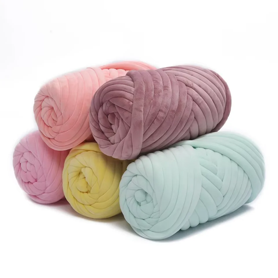 Short Velvet Cotton Chunky Yarn for Knitting
