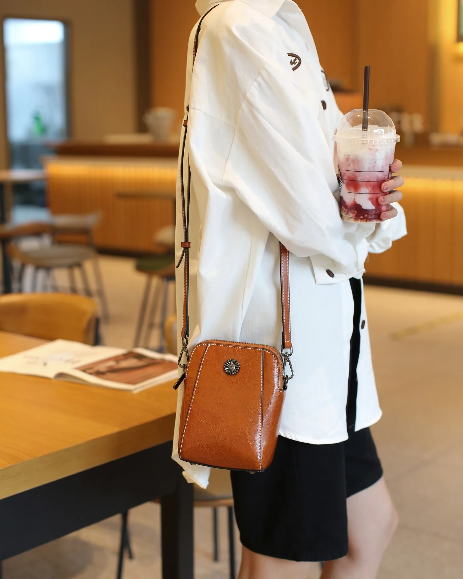 Leather Women's Mobile Phone Bag Single Shoulder Messenger Purse Crossbody Small Bag leather shoulder bag crossbody bag