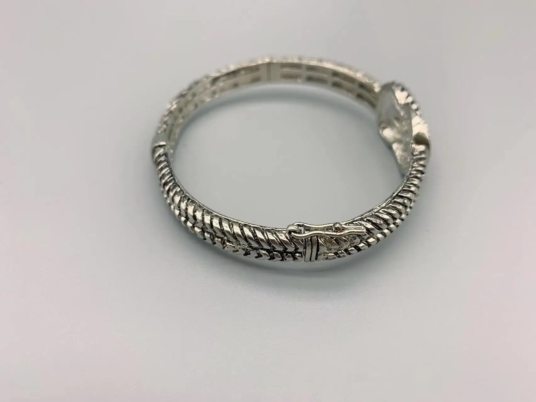 Le Han Jewelry Carved Chain Tie Silver  Bracelet  With Clear Cubic Zirconia