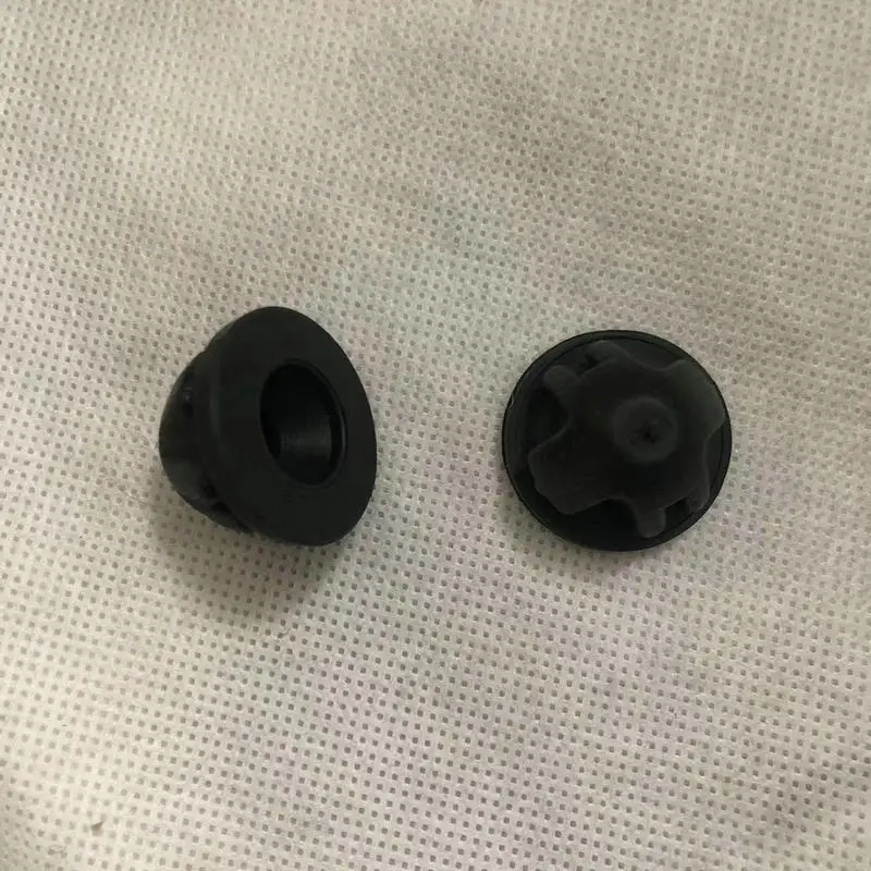 Suitable for N55 GT535i 740li X5 X6 Engine cover rubber pier Engine hood gasket