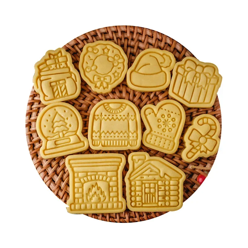Christmas Mini Cookie Cutter Mold Plastic 3D Santa Elk Gingerbread Man Cartoon Biscuit Stamp Pastry DIY Cake Decorating Tools