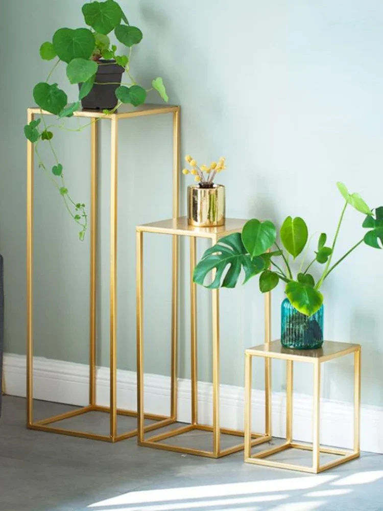 Chic Clothing Store Display-Indoor Flower Pot Rack, High-Low Combo Water Table for Retail Presentation, Stylish Store Fixture