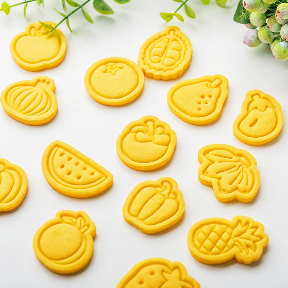 Small Sized Vegetables and Fruits Cookies Mold 3D Cartoon Cookie Cutting Mold DIY Baking Tool cookie cutter baking mold cookie mould