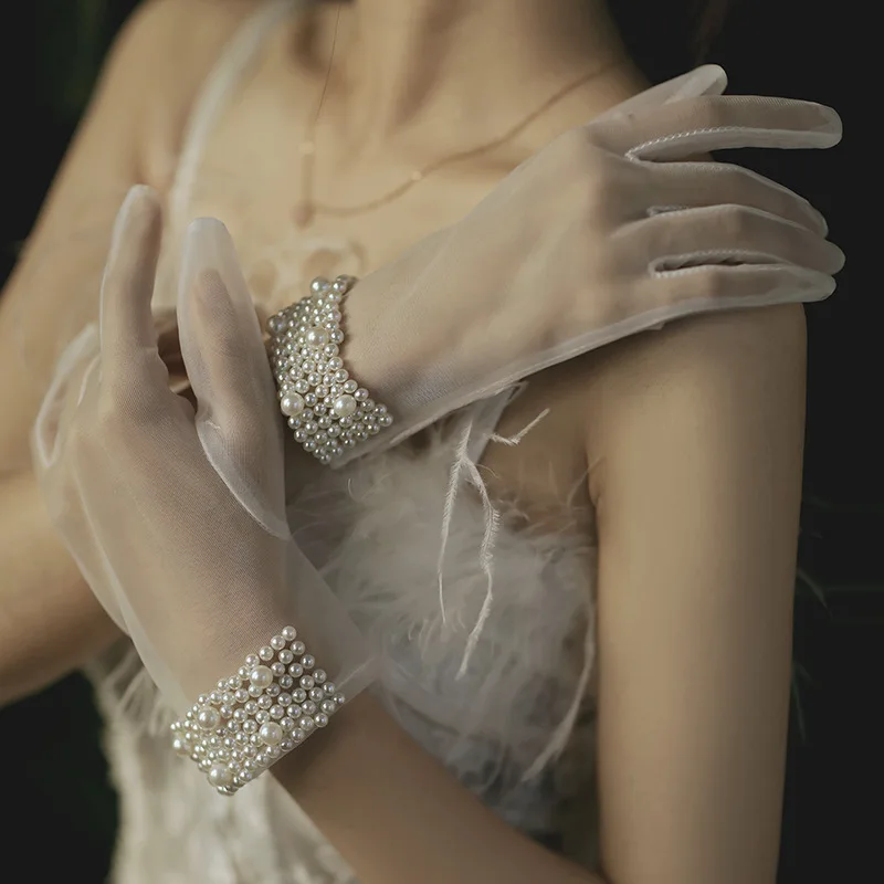 White Bridal Gloves Cheap Bride Wedding Gloves Beaded Pearls Women Elegant Guantes Complementos De Boda