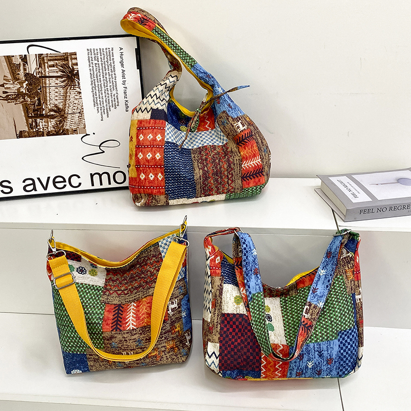1 PC Women's Shoulder Bag Patchwork Tote with Geometric Print Adjustable Strap Spacious Design Perfect for School Travel