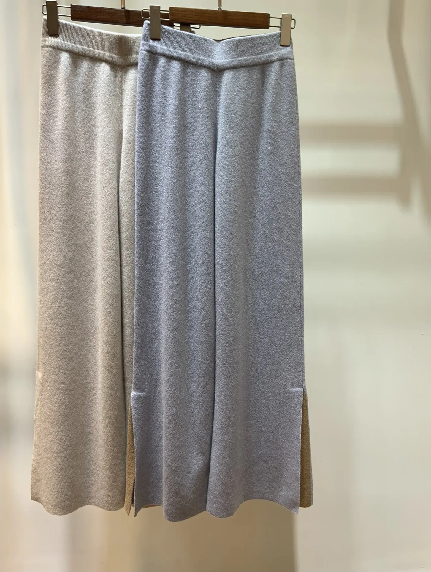 

Новинка и зима 2023 Осенняя женская одежда кашемировые прямые брюки с разрезом 1024