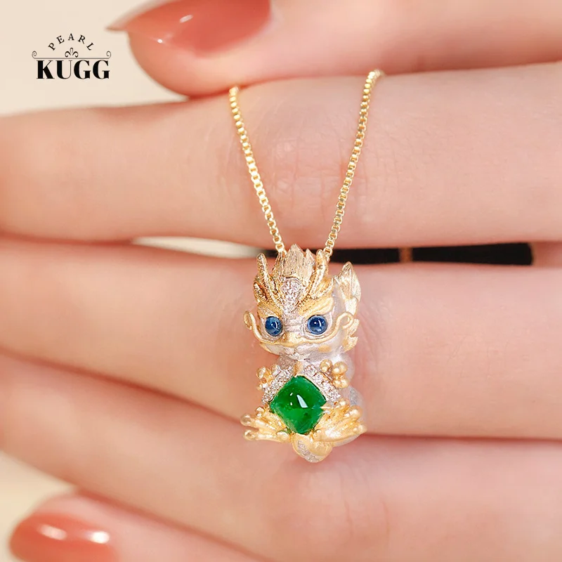 

KUGG 18K Yellow Gold Necklace Luck Dragon Shape Real Natural Emerald&Sapphire Shiny Diamond Gemstone Pendant Necklace for Women