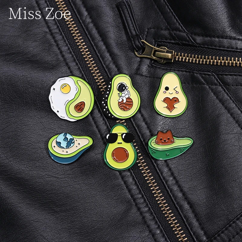 

Outer Space Astronauts Avocado Enamel Pin Cartoon Fruit Animal Cat Planet Brooches Lapel Backpack Badge Jewelry Gift Wholesale