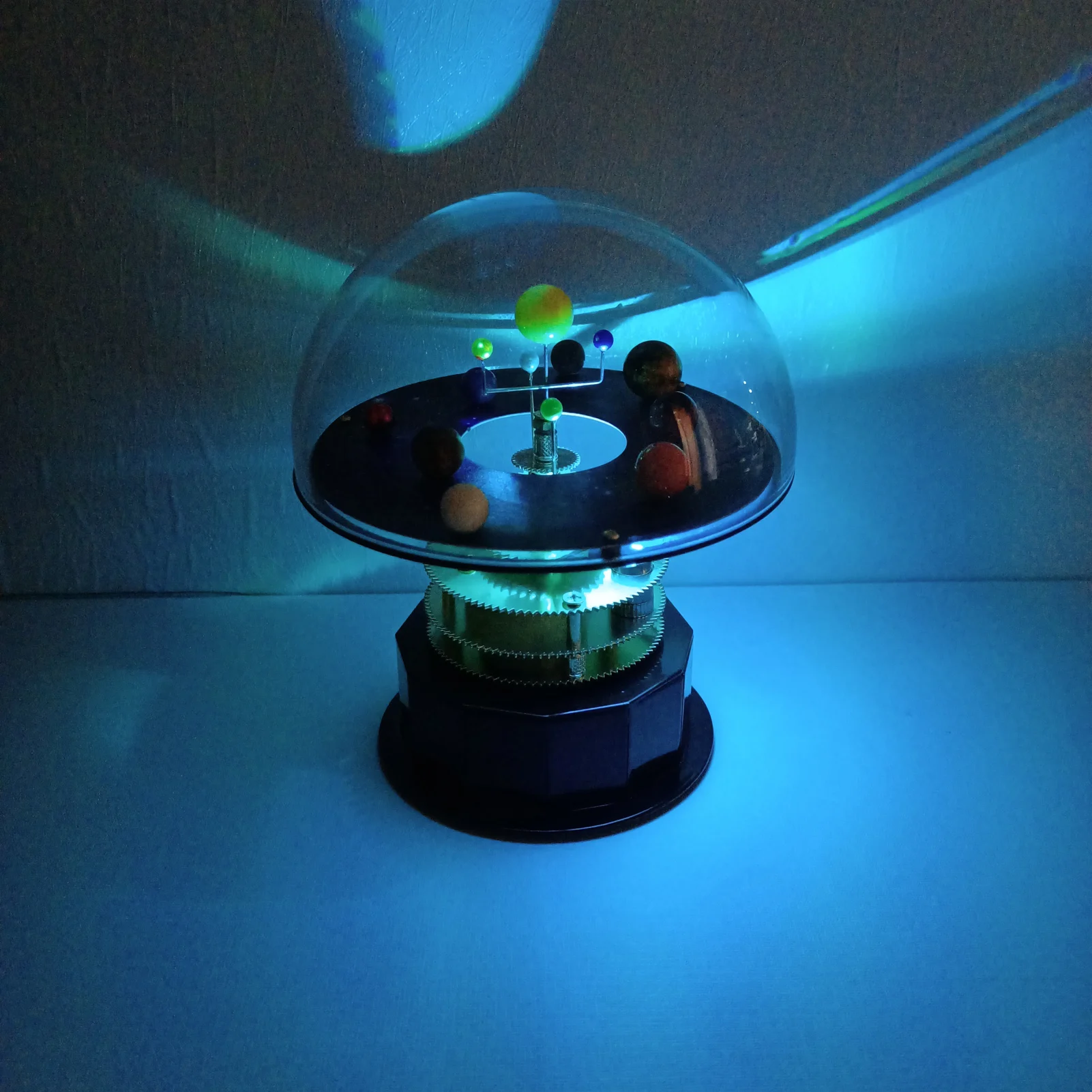 子供のための太陽光システムを模倣するための創造的な装飾キット