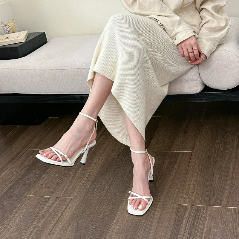 Designer Women's Sandals Elegant High Heels Open Toe Solid Color Sandals Dress Party Shoes Square Toe Buckle Women Shoes