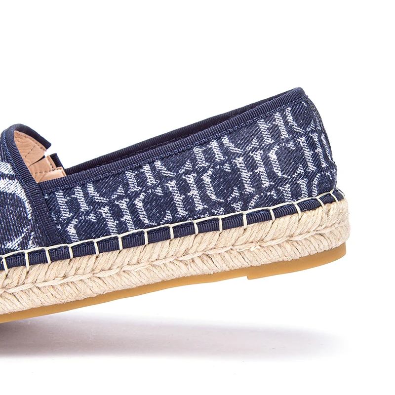 Chch 2023 New Summer Ladies Loafers Mesh Breathable Luxury Brand Fisherman Shoes Plaid Hand Woven Straw Casual Shoes Ladies