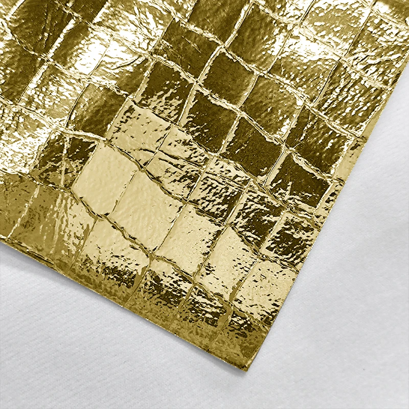 

Metallic Color Mirror Reflective Square Embossing Pu Faux Leather for Making Shoe Bag Cosmetic Bag Jacket 46*135CM