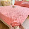 2024 New Tuff Wool Solid Color Bed Hat Autumn/winter Thickened Thermal Mattress Cover 360 Degree Wrap with Elastic Sheet 200x220 1