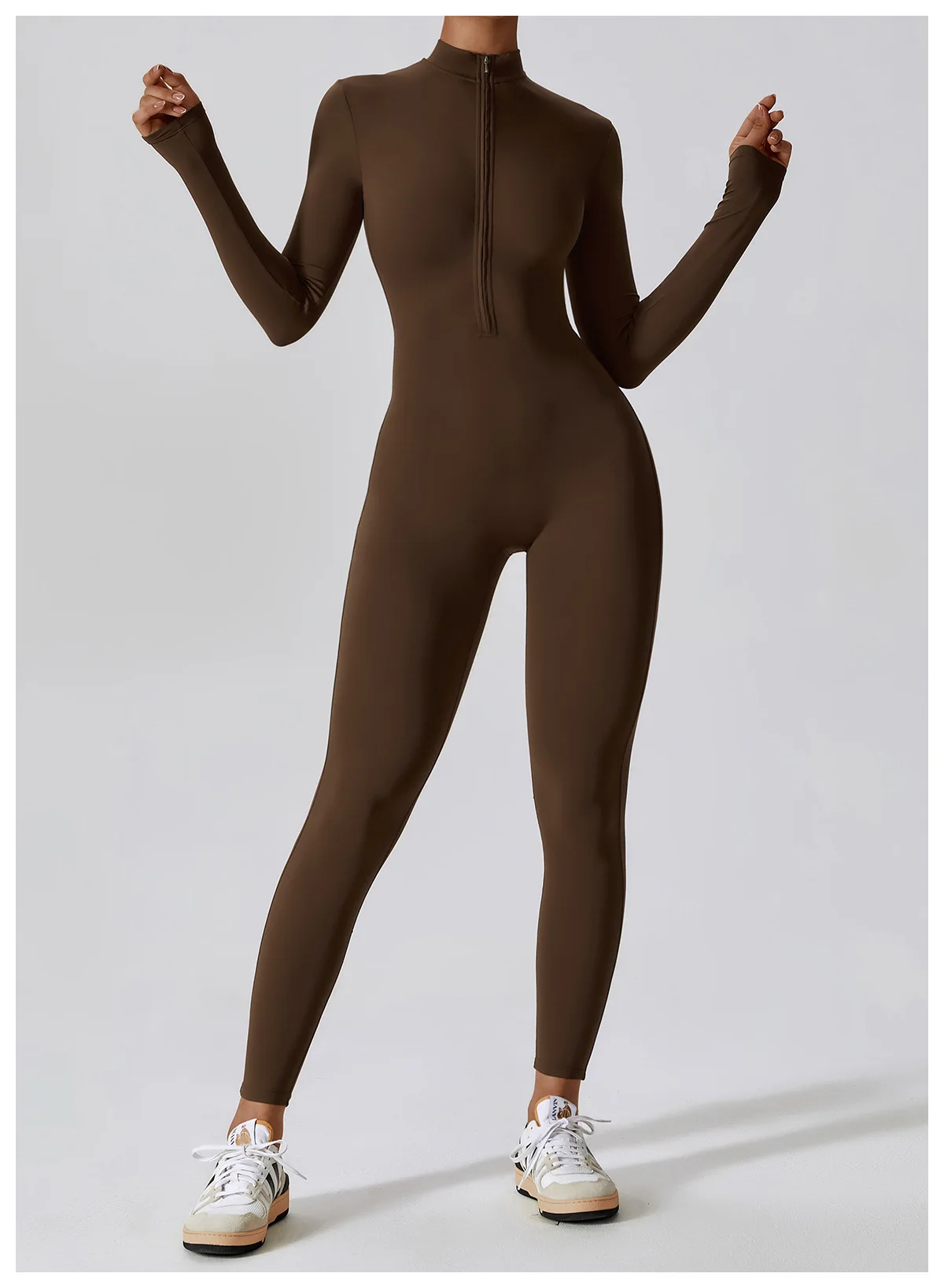 Fashionable solid color zippered jumpsuit with long sleeves for yoga, high-intensity fitness and sports jumpsuit