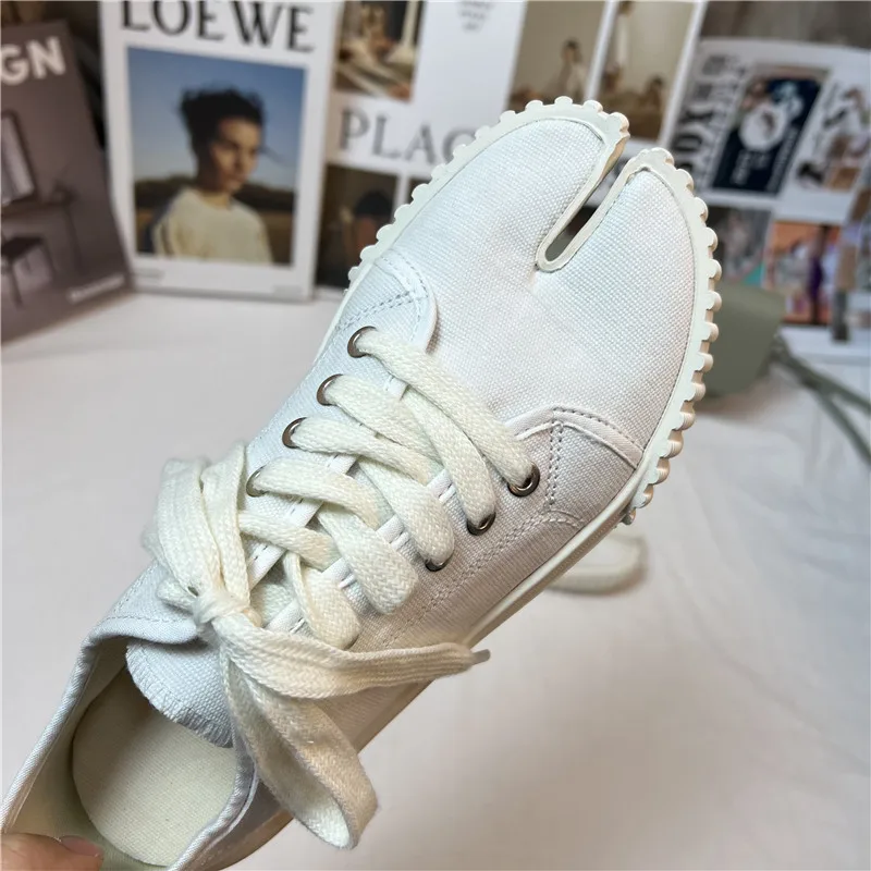 2026 New Women Canvas Shoe Fashion Japanese Style Split Toe Casual Shoes for Woman Comfort Sneakers Designer Shoes Zapatos Mujer 6