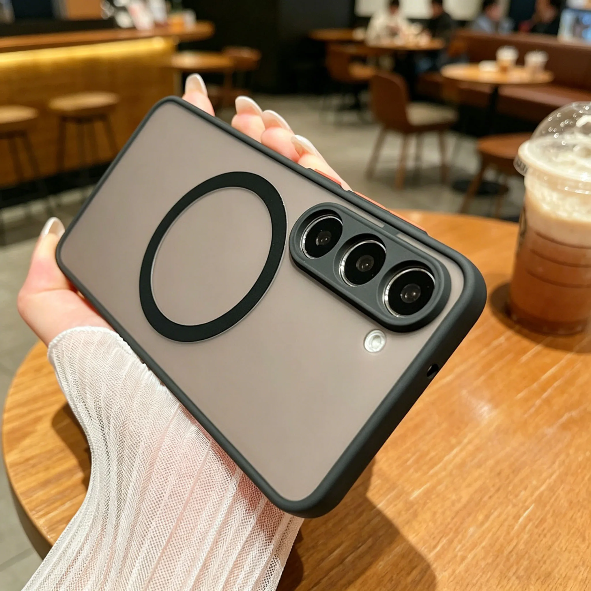 Matte Magnetic Phone Case with Car Mount Feature