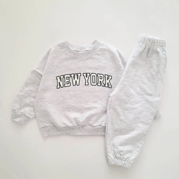 Kids Clothes Set Two Piece Set Baby Girl Clothing Set 2PCS Baby Boy Clothes Set Spring Autumn New York Printed Long Sleeved Top + pants Newborn Outfit Baby Girls Boys Clothes