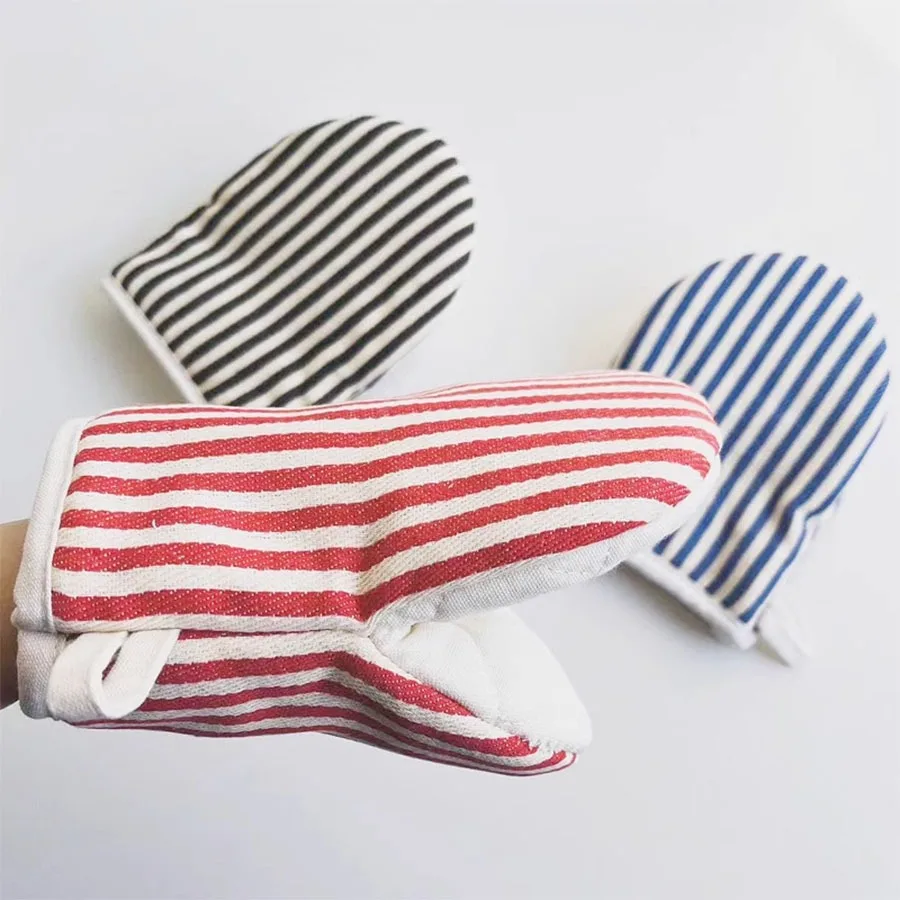 Microwave gloves Cotton linen heat resistant kitchen baking gloves Household steam box oven special kitchen gloves