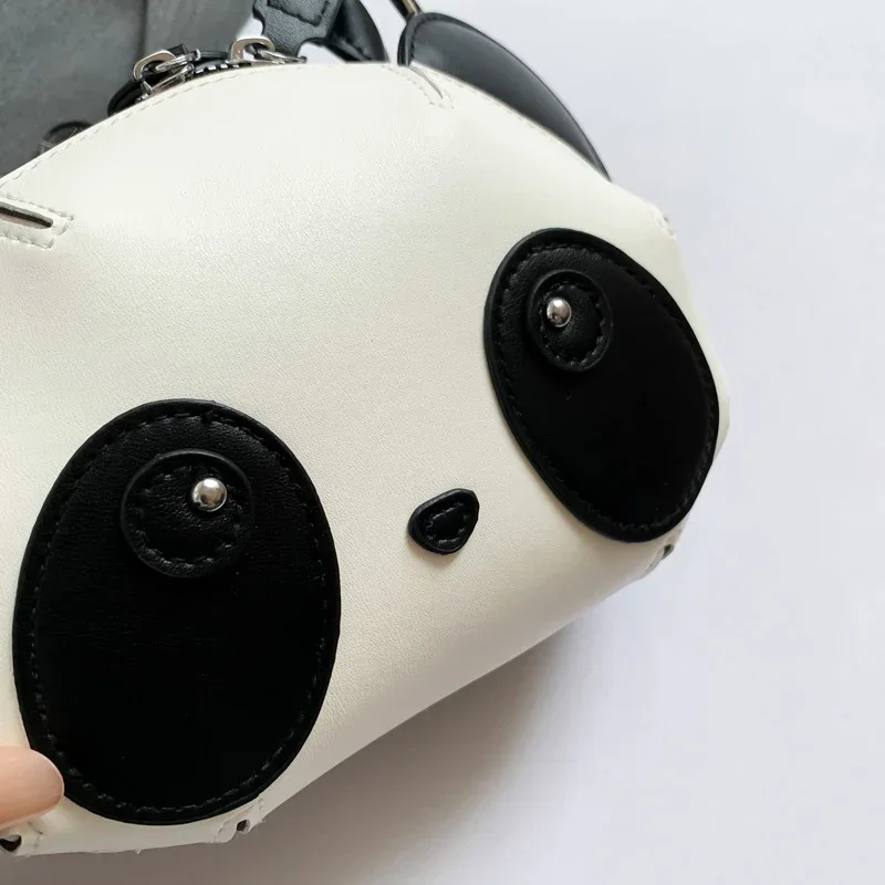 Designer Cute Panda Crossbody Bag Trendy Internet Celebrity Explosive Versatile Shoulder Bag High End Cute Handbag