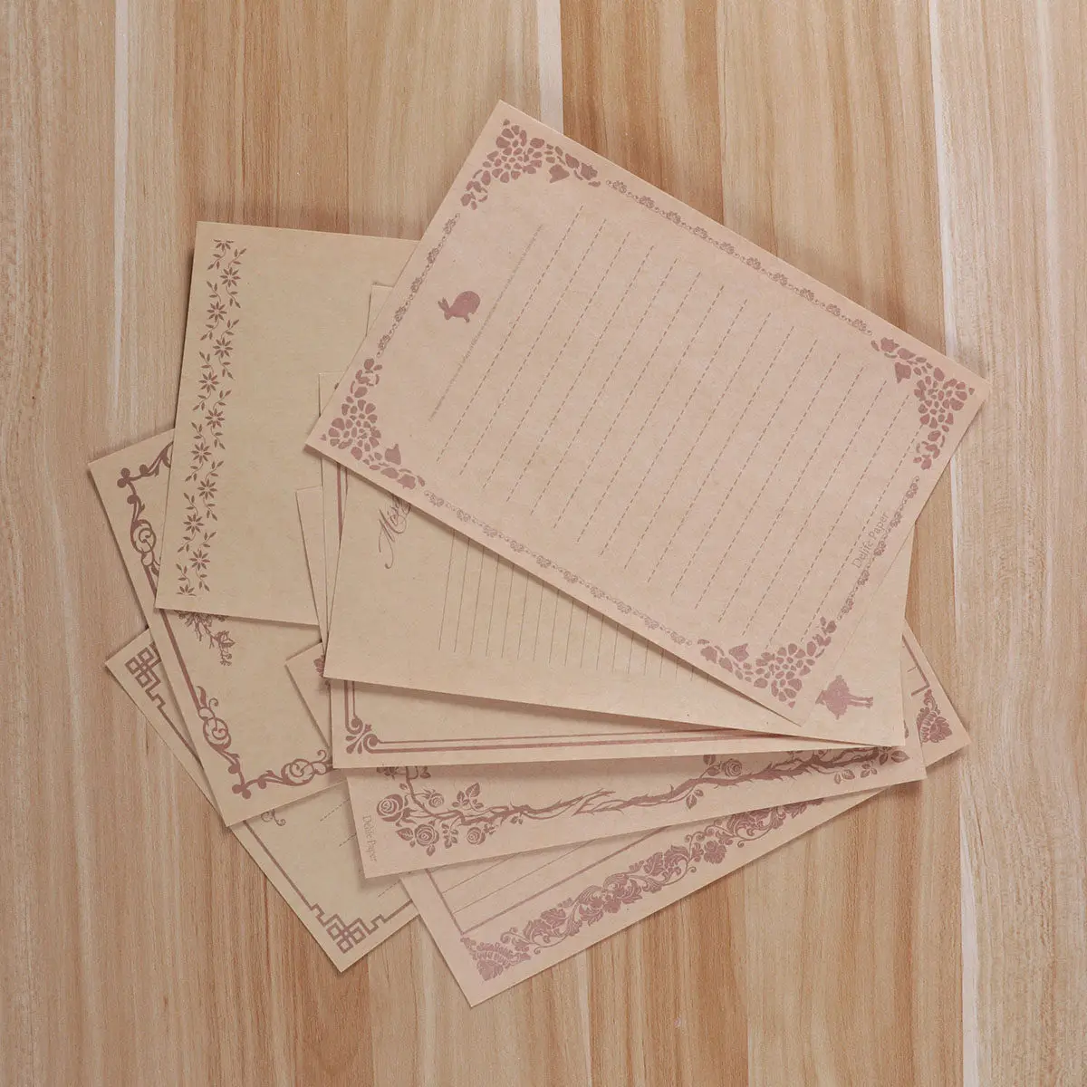 8Pcs 빈티지 편지지 세트 토끼 디자인의 프리미엄 크래프트 필기용지 손으로 쓴 메모 편지용 부드러운 질감