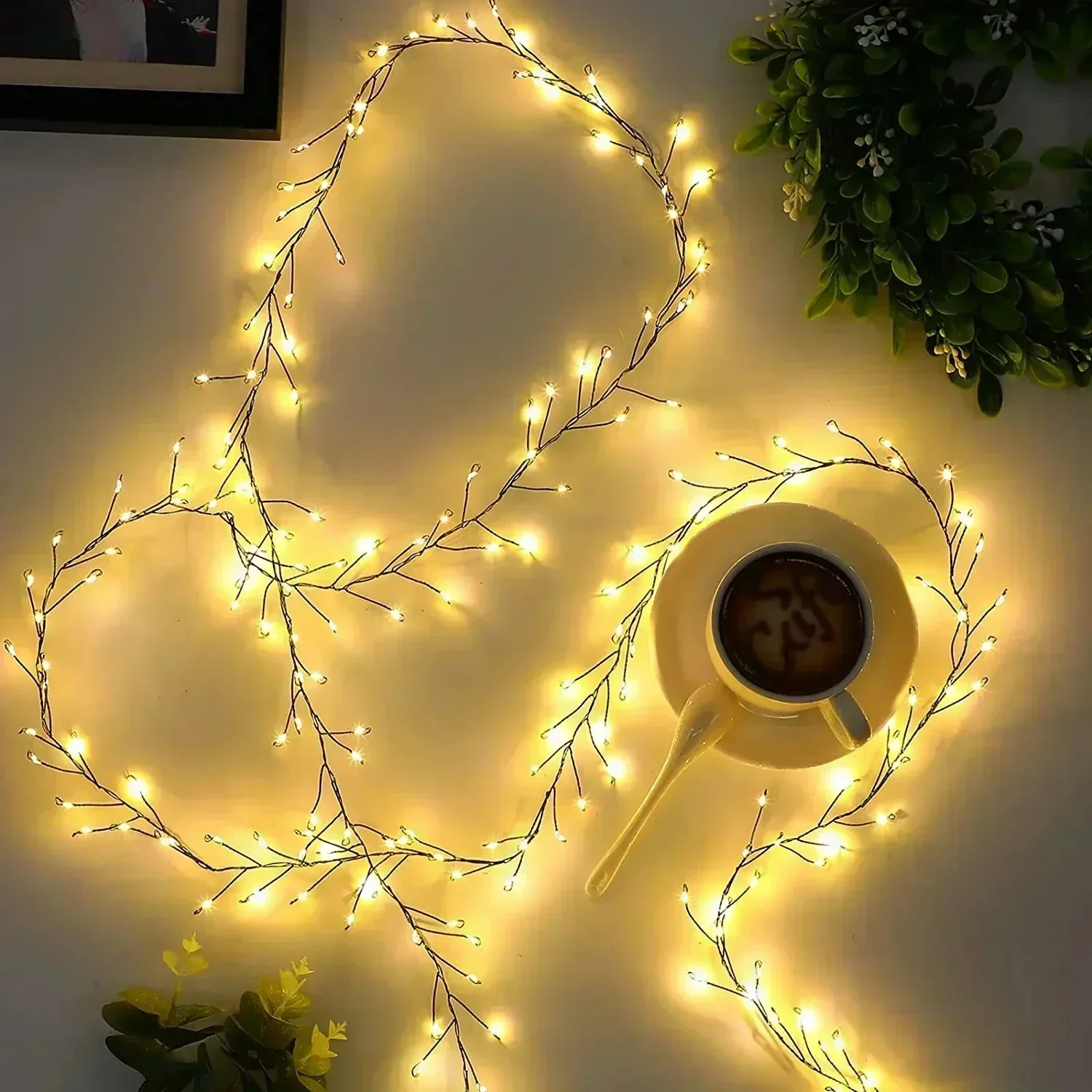 thumbnail image 1 of Guirnalda de luces LED con control remoto y alambre de cobre, con forma de petardos, para decoración de bodas, fiestas y habitaciones de Navidad, 1 of 5