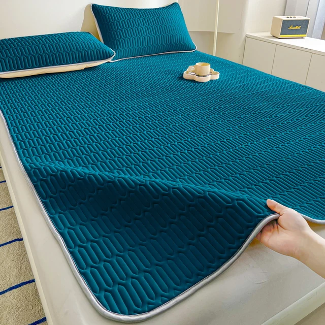 Soft Latex Mattress Cover Summer Mat Anti-baterial Non-Slip Bedspreads Air-conditioning Mattress Quilted Protector Bed Cover 4