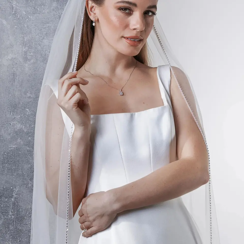 Velo Da Sposa Con Bordo Ondulato E Perline, Velo Da Sposa Con