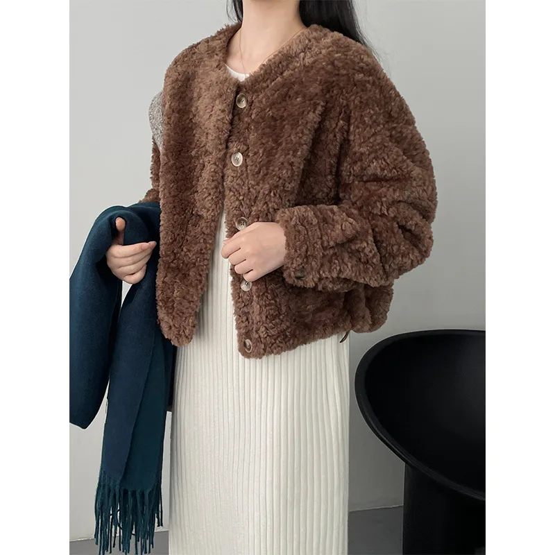 

Осенне-зимняя теплая меховая дубленка, женская короткая куртка розового, коричневого, бежевого цветов
