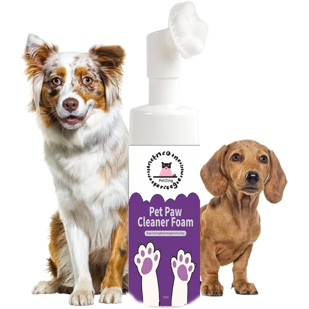 Clean Paws No-Rinse Puppy Paw Cleaner & Dog Paw Wash Gentle, Fragrance-Free, pH Balanced Foaming Cleanser with Silicone Bri