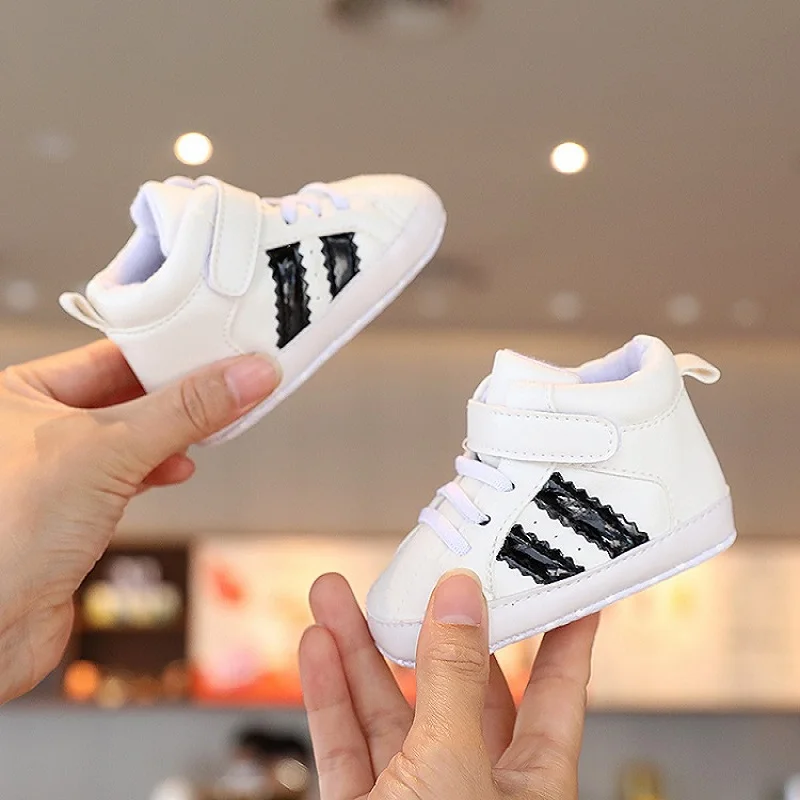 

Newborn Baby Shoes Boy Girl Classical Sport Soft Sole PU Leather Multi-Color First Walker Casual Sneakers White Baptism Shoes