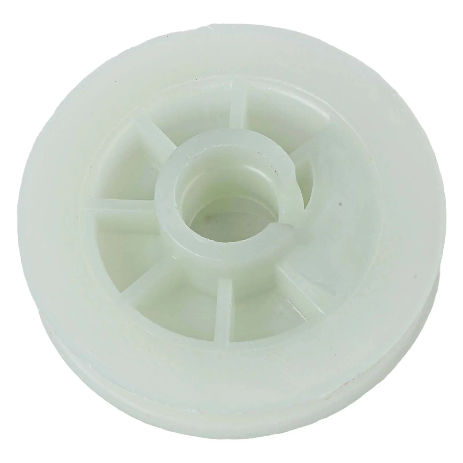Recoil Starter Start Pull Pulley For Chinese 4500 5200 5800/45CC/52CC/58CC Tarus For Chainsaw Replacement 63x17x12mm