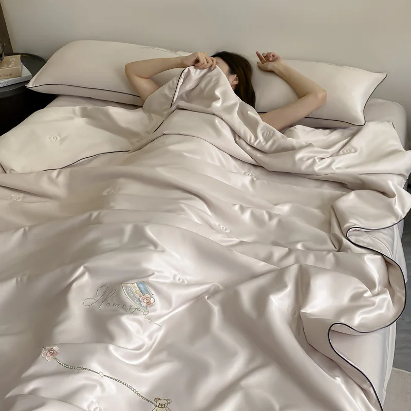 �� �� �ڼ� ���̽� ���̿� ���� ��� ��Ʈ, �ÿ��� ���� ���, ��Ź ������ ���� �̺� �� ������ �̺� ��Ʈ