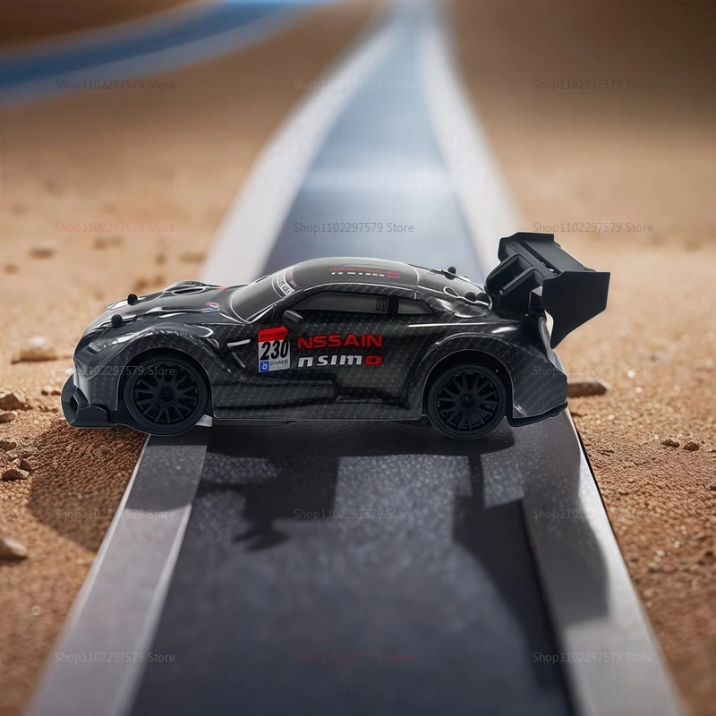 1:24 GTR RC카 고속 4륜구동 충전식 자동차 장난감 어린이 남아 여아 성인 실내외 레이싱 재미있는 생일 파티 선물
