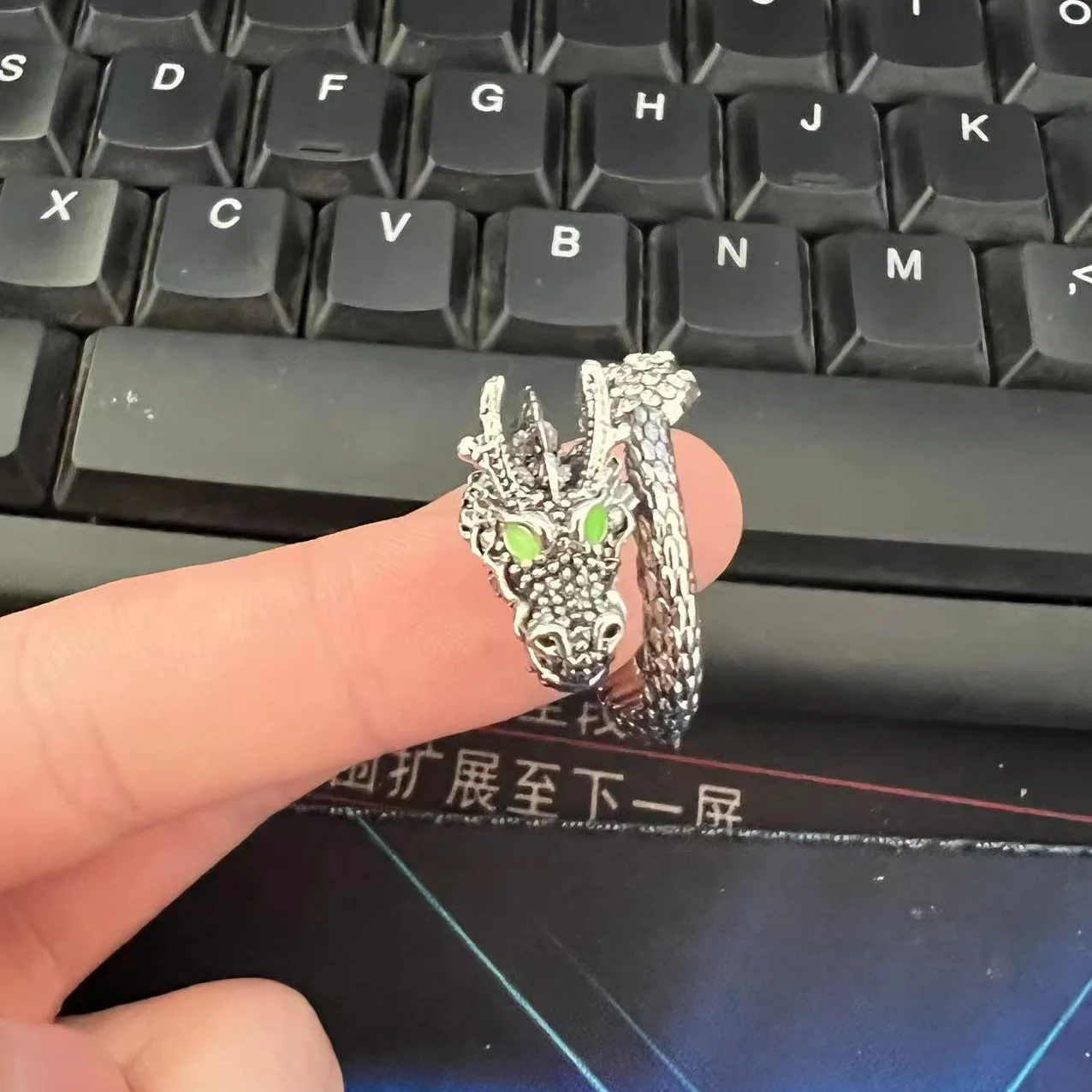 Vintage Dragon Open Ring for Men Green Eyes Heroic Spirit Silver Color Hyperbole Male Rings Punk Party Men Jewelry Gift animal ring,silver ring,opening ring,finger ring