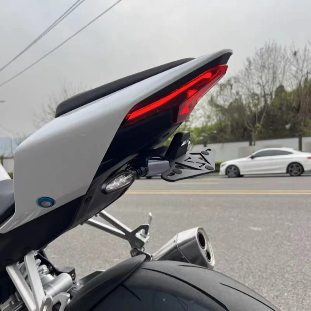 ZXMOTO 500RR 및 820RR용 짧은 테일 번호판 브래킷 액세서리, 맞춤형 로고 번호판 브래킷 액세서리. Zhang Xue