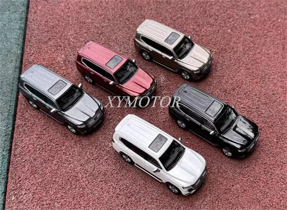 

LCD 1/64 For LAND CRUISER LC300 ZX SUV GR-Sport Diecast Model Car Toys Gifts Hobby Display Ornaments Collection