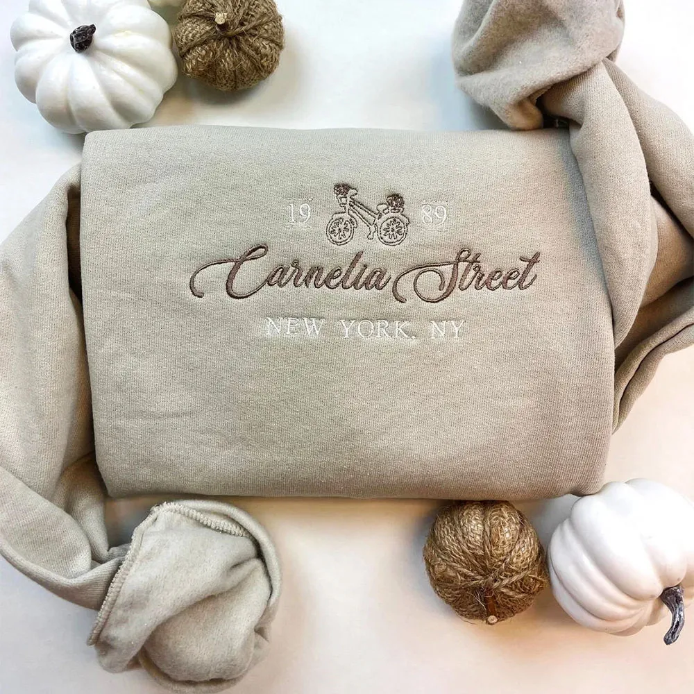 ΠΠ΅Π½ΡΠΊΠΈΠΉ ΡΠ²ΠΈΡΡΠΎΡ Ρ Π΄Π»ΠΈΠ½Π½ΡΠΌ ΡΡΠΊΠ°Π²ΠΎΠΌ ΠΈ Π²ΡΡΠΈΠ²ΠΊΠΎΠΉ, Π½Π° ΡΠ»ΠΈΡΠ΅ ΠΠ΅Π½ΡΠΊΠΈΠΉ ΡΠ²ΠΈΡΡΠΎΡ Ρ Π΄Π»ΠΈΠ½Π½ΡΠΌ ΡΡΠΊΠ°Π²ΠΎΠΌ ΠΈ Π²ΡΡΠΈΠ²ΠΊΠΎΠΉ, Π½Π° ΡΠ»ΠΈΡΠ΅