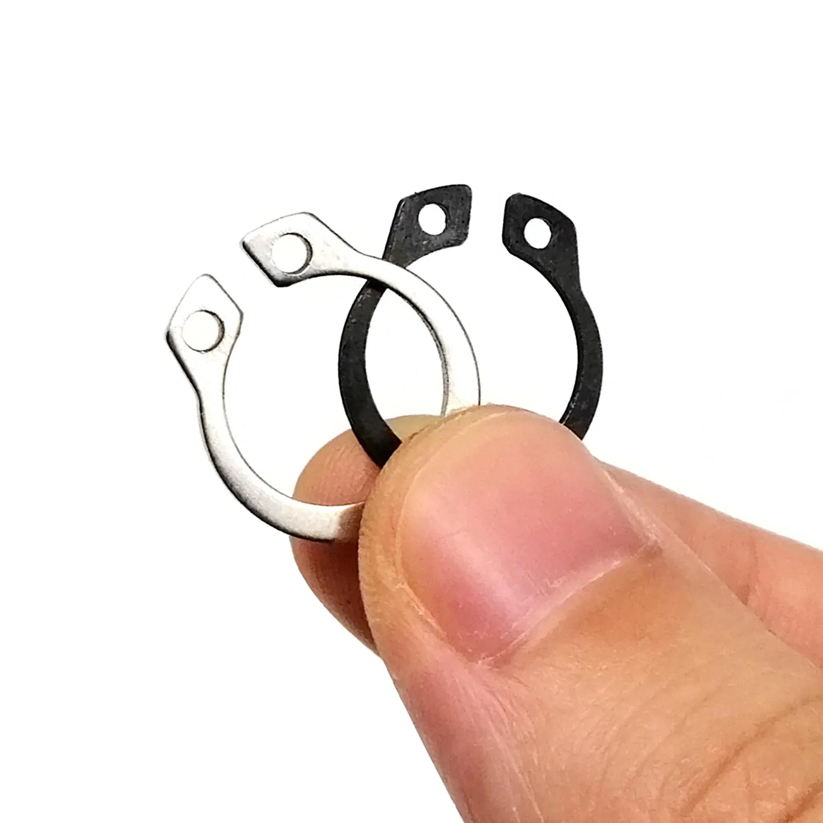 250/500/900pcs 5-20mm C Type External Circlip Kit Set Bearing Shaft Retaining Clip Snap Ring Black 65mn Stainless Steel GB894 retaining clip