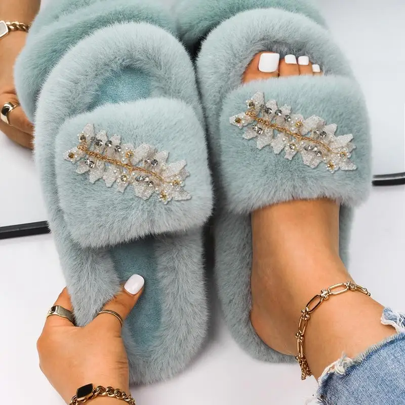 Plush Women Winter Home Slippers Indoor Bedroom Flat Shoes Crystal Rhinestone Shoes Soft Warm Slides Fur Sandals