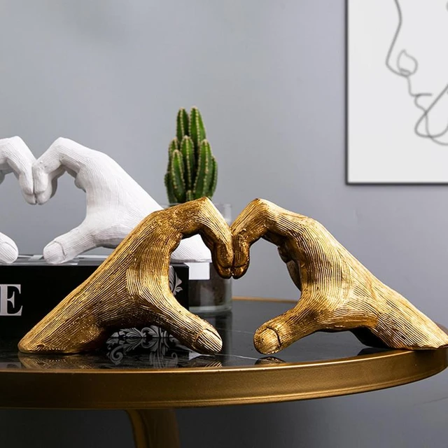 Hand Love Gesture Statues Resin Heart Shape Finger Sculpture