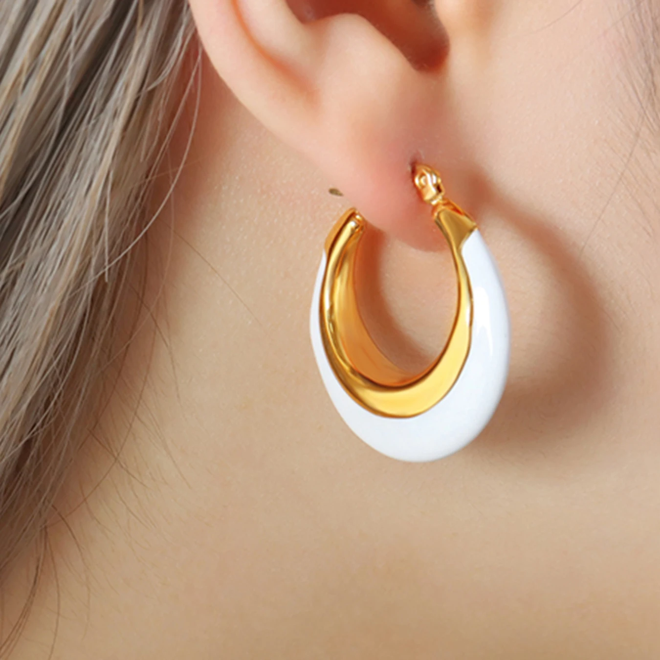 Women Earrings All Match Round Hoop Fashion Punk Waterproof Stainless Steel Enamal Ear Stud Luxury Charm Jewelry